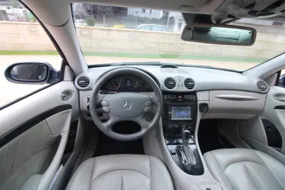 Mercedes-Benz CLK 240 2002 - 8990 EUR, 213000 km - AUTO.MOTO.pt - 213000km - foto 18 de 24