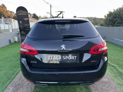 Peugeot 308 SW 2015 - 12900 EUR, 140000 km - AUTO.MOTO.pt - 140000km - foto 10 de 64