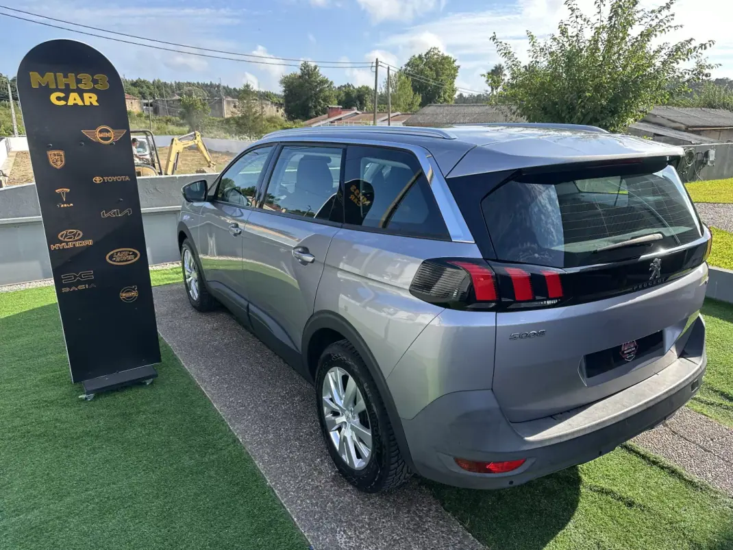 Peugeot 5008 2017 - 14900 EUR, 200000 km - 200000km - foto 14 de 63