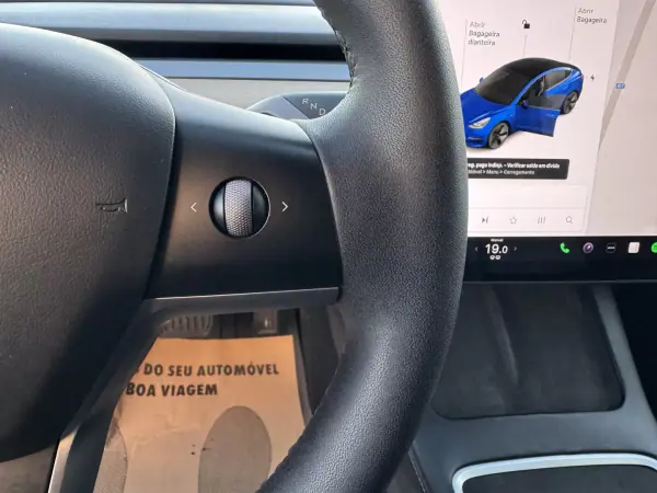 Tesla Model 3 2021 - 26500 EUR, 105000 km - AUTO.MOTO.pt - 105000km - foto 29 de 37