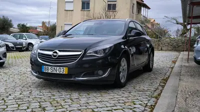 Opel Insignia Sports Tourer 2017 - 10750 EUR, 214037 km - AUTO.MOTO.pt - 214037km - foto 4 de 8