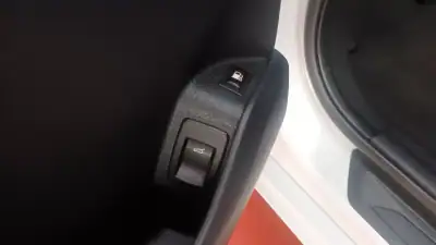 BMW 225xe Active Tourer 2019 - 18750 EUR, 156212 km - AUTO.MOTO.pt - 156212km - foto 19 de 68