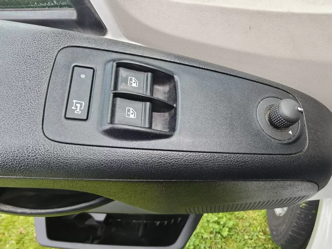 Citroën JUMPER 2.0 Blue Hdi L 2 H 2 2020 - 21490 EUR, 89300 km - AUTO.MOTO.pt - 89300km - foto 19 de 31