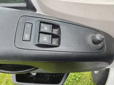 Citroën JUMPER 2.0 Blue Hdi L 2 H 2 2020 - 21490 EUR, 89300 km - AUTO.MOTO.pt - 89300km - foto 19 de 31