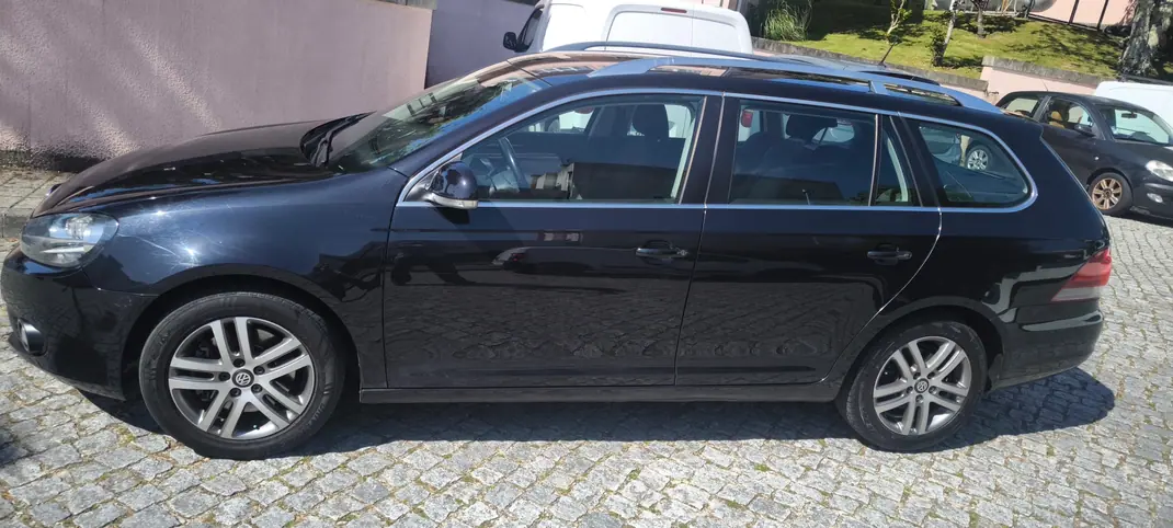 Volkswagen Golf Variant 2010 - 6500 EUR, 138000 km - AUTO.MOTO.pt - 138000km - foto 1 de 8