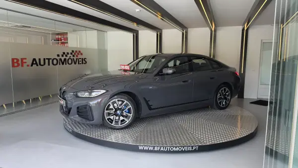 BMW i4 2023 - 41900 EUR, 60120 km - AUTO.MOTO.pt - 60120km - foto 13 de 58