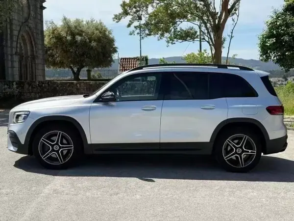Mercedes-Benz GLB 200 2021 - 39999 EUR, 132000 km - AUTO.MOTO.pt - 132000km - foto 8 de 30