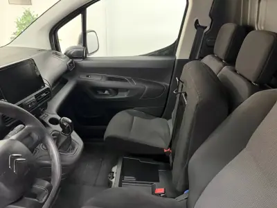 Citroën BERLINGO VAN XL 1.5 BLUE HDI 3 LUGARES 2019 - 12990 EUR, 143000 km - AUTO.MOTO.pt - 143000km - foto 12 de 25
