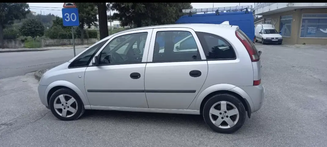 Opel Meriva 2005 - 3500 EUR, 248878 km - 248878km - foto 6 de 10