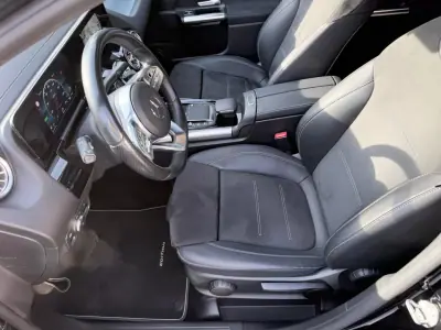 Mercedes-Benz B 250 2020 - 24900 EUR, 59000 km - AUTO.MOTO.pt - 59000km - foto 9 de 14