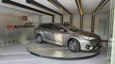 Toyota Avensis Touring Sports 2016 - 14900 EUR, 212217 km - AUTO.MOTO.pt - 212217km - foto 5 de 57