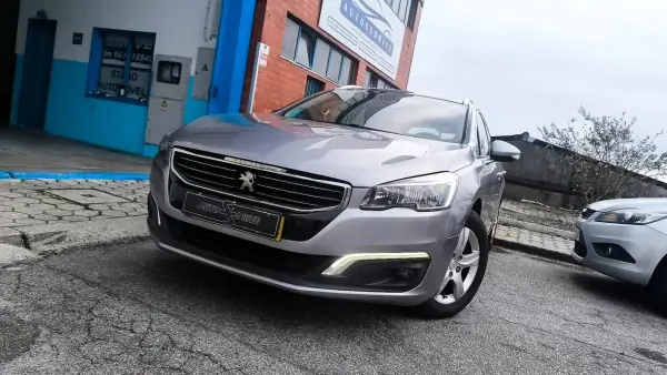 Peugeot 508 SW 2015 - 9900 EUR, 240000 km - AUTO.MOTO.pt - 240000km - foto 3 de 17