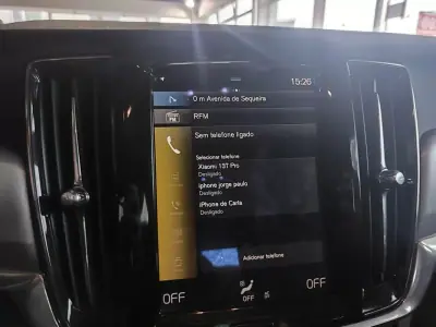 Volvo V90 2017 - 23500 EUR, 131000 km - AUTO.MOTO.pt - 131000km - foto 33 de 39