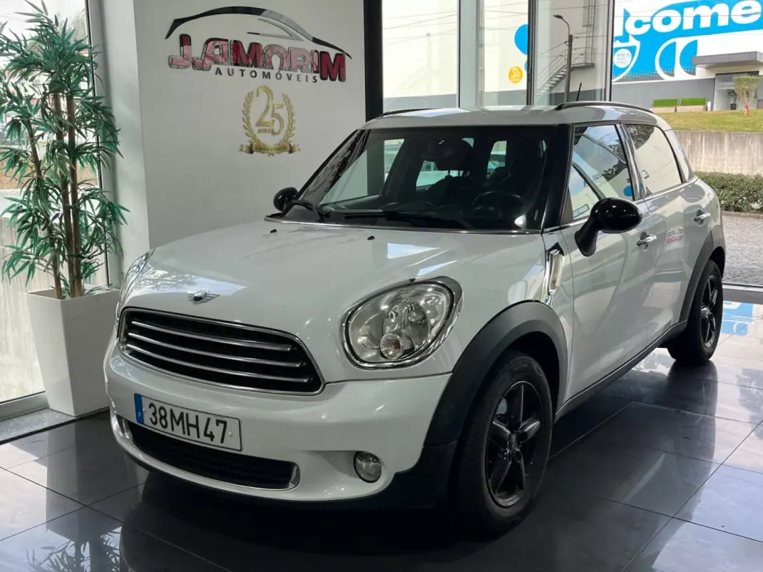 MINI Countryman 2011 - 9999 EUR, 208121 km - AUTO.MOTO.pt - 208121km - foto 3 de 21