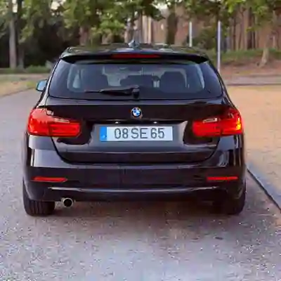 BMW 316 2013 - 7500 EUR, 275000 km - 275000km - foto 2 de 10