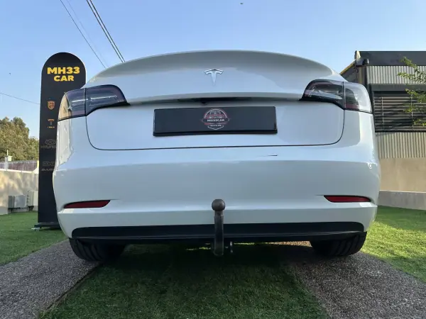 Tesla Model 3 2019 - 24900 EUR, 170000 km - 170000km - foto 16 de 49