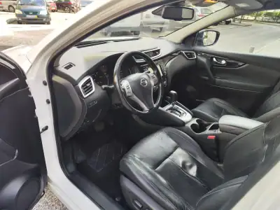 Nissan Qashqai 2014 - 13980 EUR, 212500 km - AUTO.MOTO.pt - 212500km - foto 23 de 46