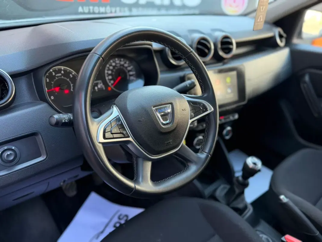 Dacia Duster 2022 - 18900 EUR, 176614 km - AUTO.MOTO.pt - 176614km - foto 4 de 13