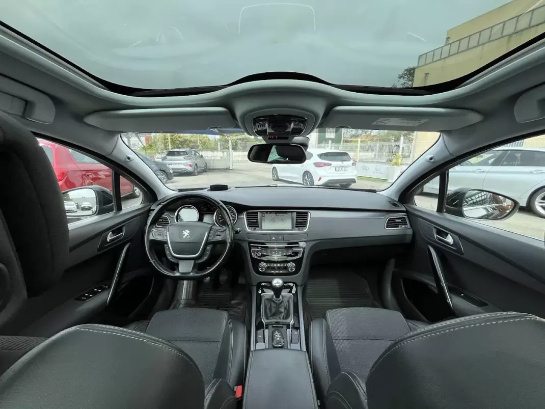 Peugeot 508 SW 2014 - 8450 EUR, 217000 km - AUTO.MOTO.pt - 217000km - foto 10 de 52