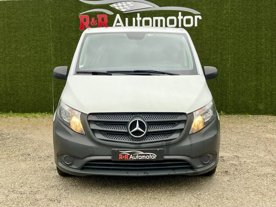 Mercedes-Benz Vito 114 CDi 3 lugares 2019 - 23900 EUR, 69000 km - AUTO.MOTO.pt - 69000km - foto 4 de 14