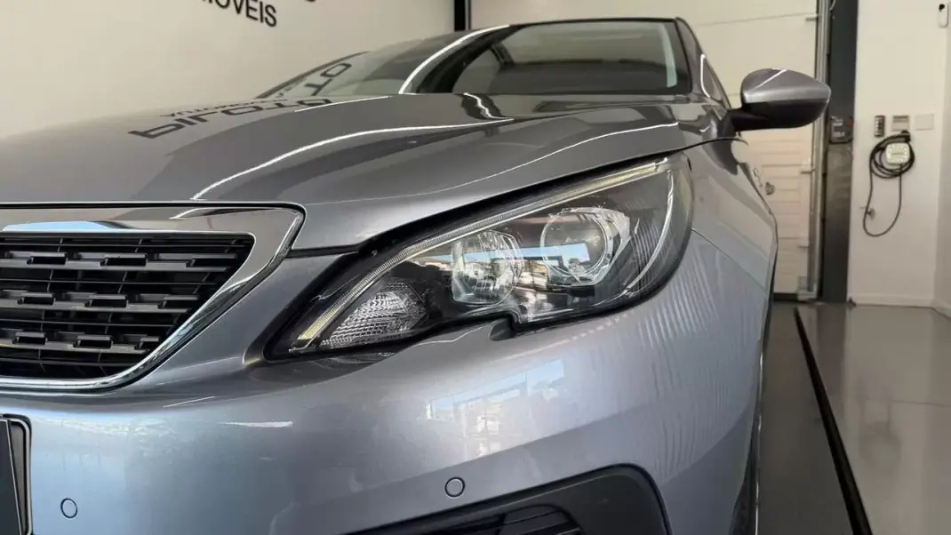 Peugeot 308 SW 2020 - 11990 EUR, 153706 km - AUTO.MOTO.pt - 153706km - foto 7 de 34