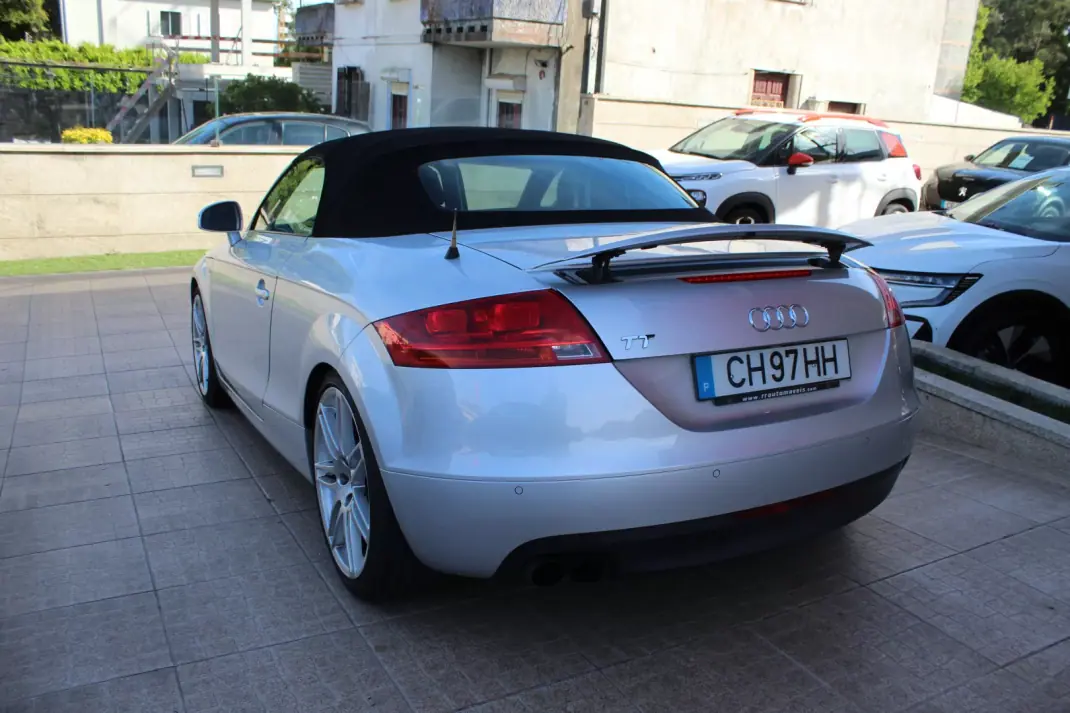 Audi TT Roadster 2009 - 12990 EUR, 216600 km - 216600km - foto 28 de 28