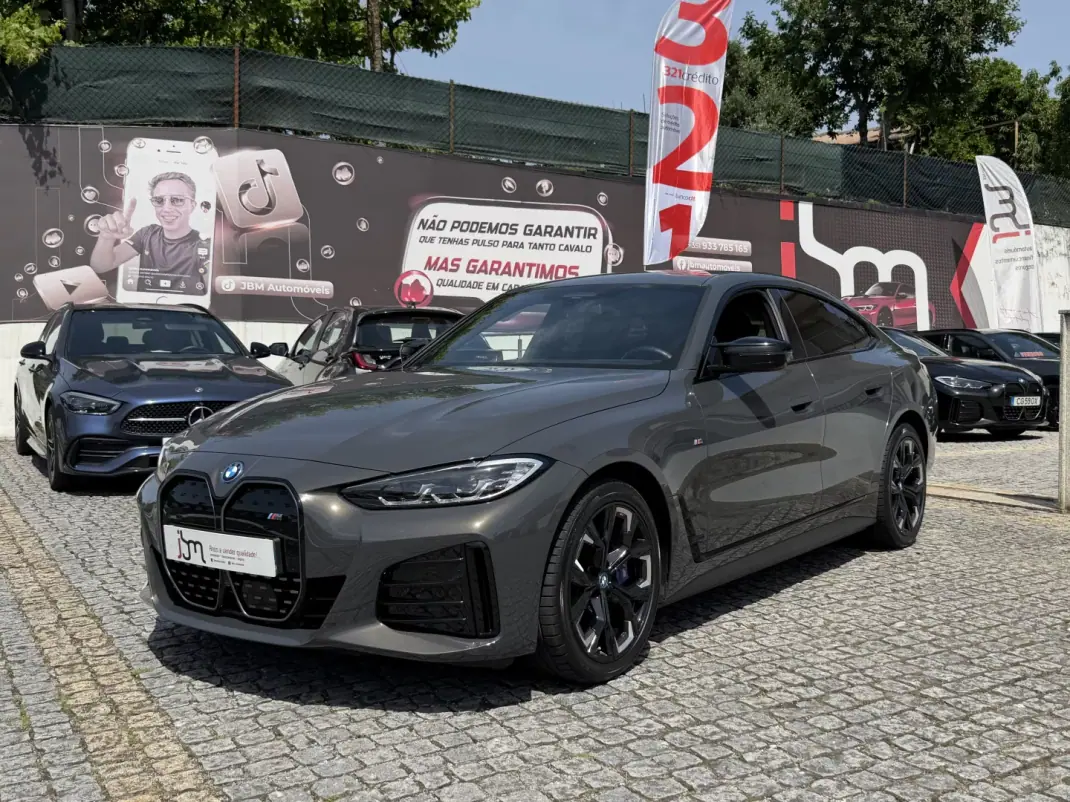 BMW i4 2022 - 39990 EUR, 113254 km - AUTO.MOTO.pt - 113254km - foto 1 de 20