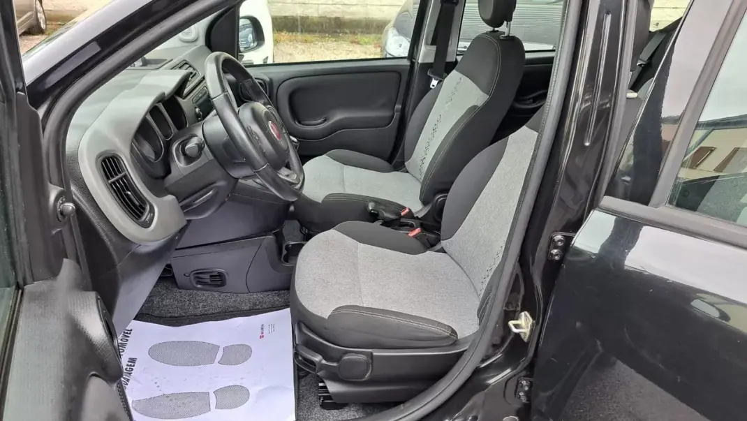 Fiat Panda 2017 - 6890 EUR, 109923 km - 109923km - foto 26 de 43