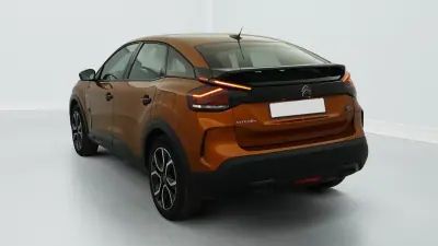 Citroën e-C4 2022 - 18990 EUR, 16000 km - AUTO.MOTO.pt - 16000km - foto 8 de 15