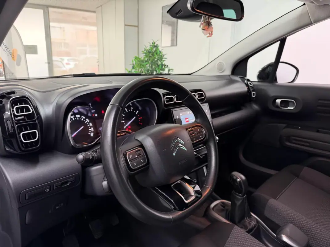 Citroën C3 Aircross 2019 - 10990 EUR, 99000 km - AUTO.MOTO.pt - 99000km - foto 13 de 18