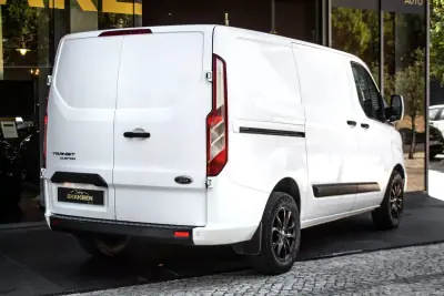 Ford Transit Custom 2020 - 16450 EUR, 286819 km - foto 4 de 28