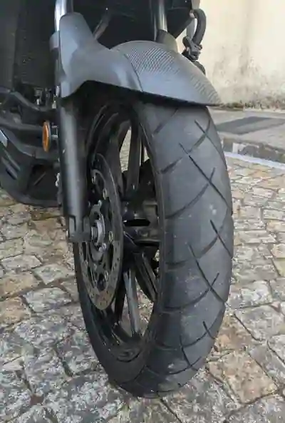 Suzuki V-Strom 650 ABS 2018 - 6900 EUR, 38000 km - AUTO.MOTO.pt - 38000km - foto 4 de 15