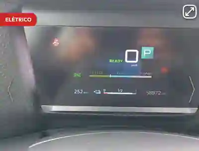 Citroën e-C4 2021 — foto 5 de 13