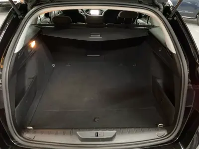 Peugeot 308 SW 2019 - 12450 EUR, 65800 km - AUTO.MOTO.pt - 65800km - foto 18 de 19