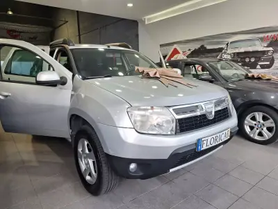 Dacia Duster 2010 - 7490 EUR, 202000 km - foto 1 de 20