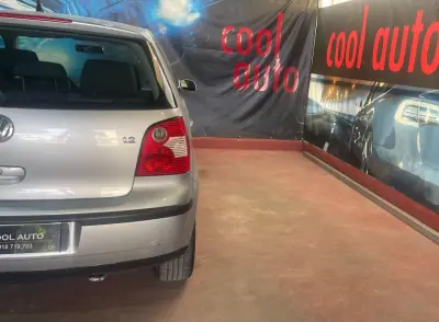 Volkswagen Polo 2003 - 2600 EUR, 105000 km - 105000km - foto 16 de 28