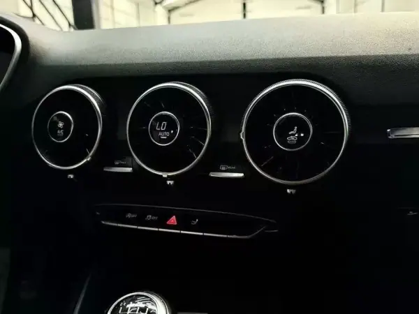 Audi TT Coupé 2016 - 22950 EUR, 216926 km - AUTO.MOTO.pt - 216926km - foto 32 de 37