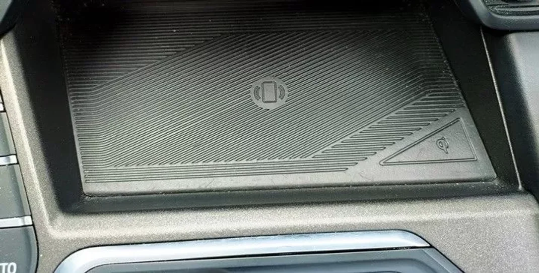 Lynk & Co 1 2022 - 29000 EUR, 29500 km - AUTO.MOTO.pt - 29500km - foto 20 de 30