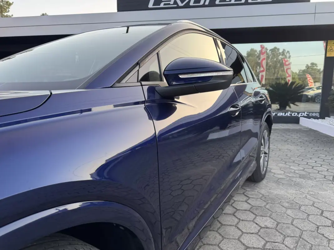 Audi Q4 e-tron 2021 - 29900 EUR, 79000 km - 79000km - foto 22 de 46