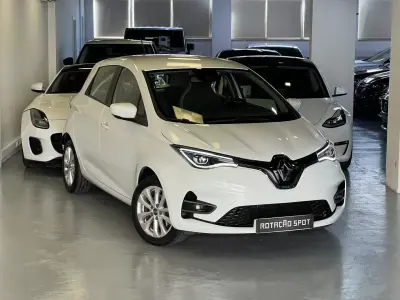 Renault Zoe 2020 - 13990 EUR, 145000 km - AUTO.MOTO.pt - 145000km - foto 2 de 52