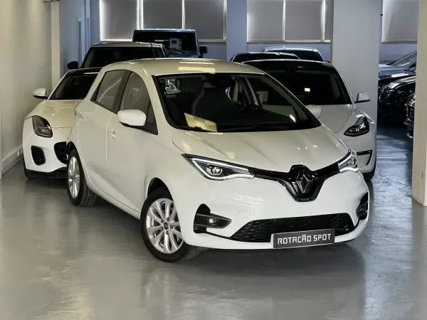 Renault Zoe 2020 - 13990 EUR, 145000 km - AUTO.MOTO.pt - 145000km - foto 2 de 52