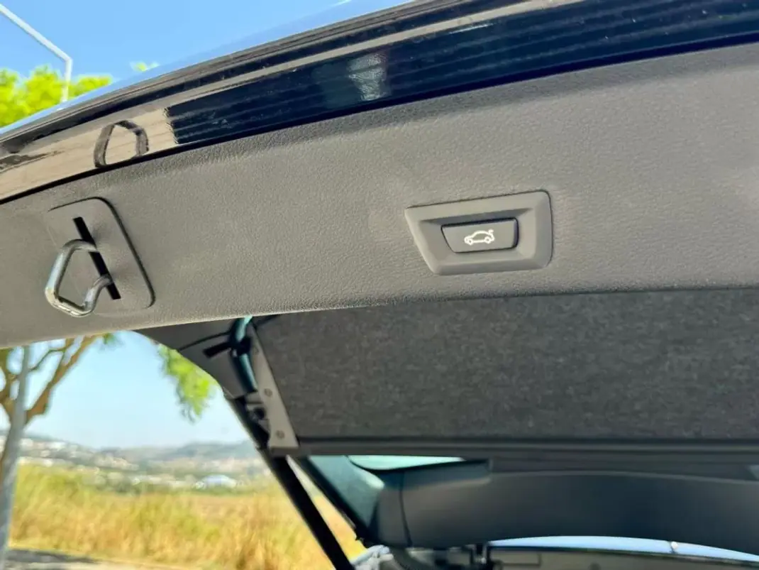 BMW X4 2017 - 33480 EUR, 187000 km - AUTO.MOTO.pt - 187000km - foto 39 de 42