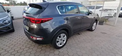 Kia Sportage 2018 - 17800 EUR, 67300 km - AUTO.MOTO.pt - 67300km - foto 3 de 21