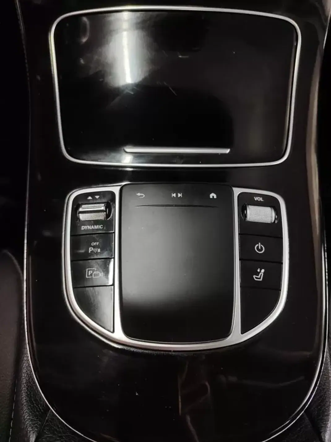 Mercedes-Benz E 300 2022 - 34350 EUR, 110000 km - AUTO.MOTO.pt - 110000km - foto 34 de 37