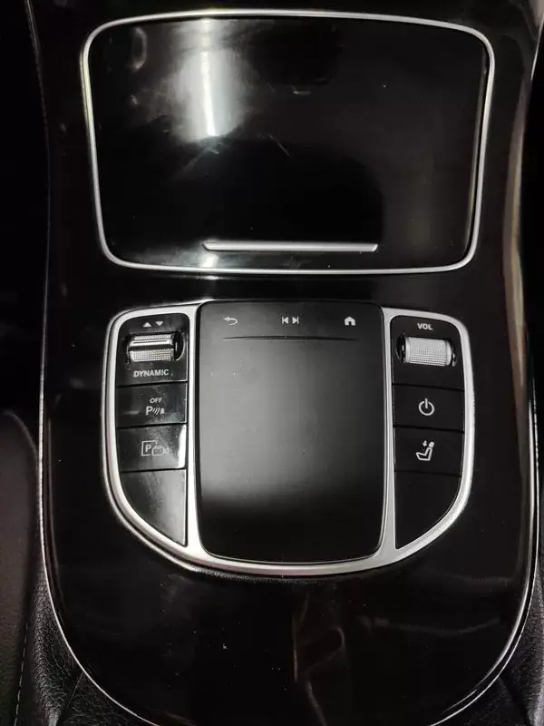 Mercedes-Benz E 300 2022 - 34350 EUR, 110000 km - AUTO.MOTO.pt - 110000km - foto 34 de 37