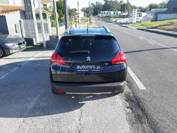 Peugeot 2008 2014 - 9500 EUR, 248900 km - AUTO.MOTO.pt - 248900km - foto 10 de 39