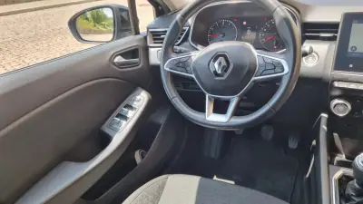Renault Clio 2020 - 13490 EUR, 62000 km - AUTO.MOTO.pt - 62000km - foto 16 de 20