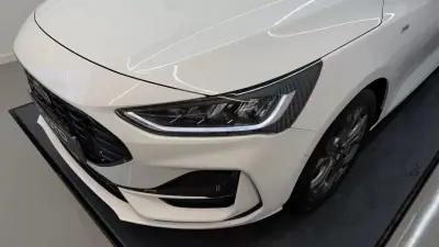 Ford Focus 2025 - 22990 EUR, 11701 km - AUTO.MOTO.pt - 11701km - foto 2 de 35