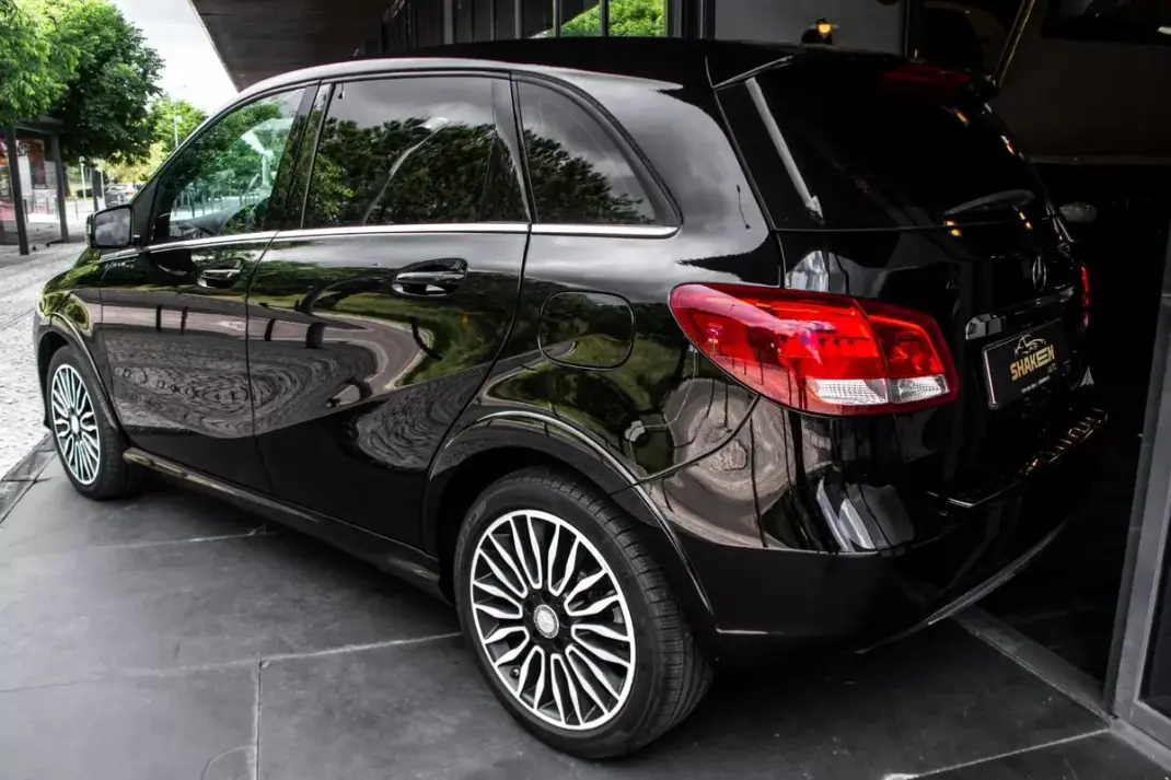 Mercedes-Benz B 250 2017 - 13990 EUR, 87144 km - AUTO.MOTO.pt - 87144km - foto 3 de 42