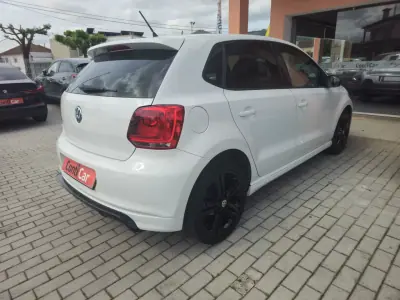 Volkswagen Polo 2014 - 8990 EUR, 127000 km - AUTO.MOTO.pt - 127000km - foto 4 de 16